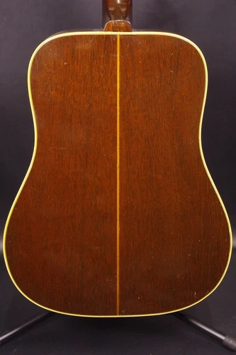 Gibson Country Western Acoustic Guitar [AUTH]