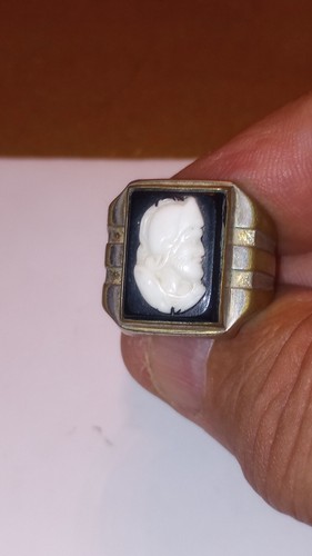 Vintage Men's Cameo Victorian Ring - Knight/Conquistador - Brass - Size 9 1/2 - Picture 11 of 12
