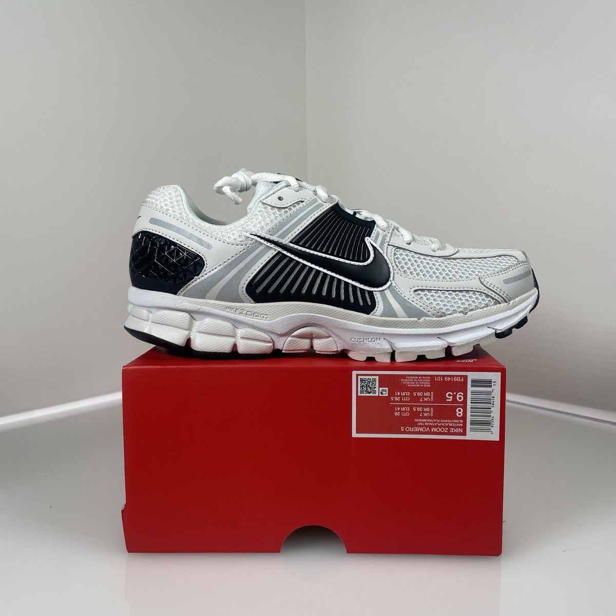 【NIKE】★送料・関税込★ FB9149-101 NIKE ZOOM VOMERO 5 Nike Zoom Vomero 5