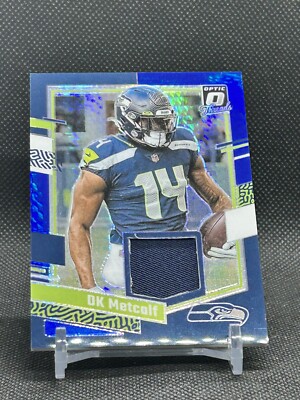 DK Metcalf 2023 Panini Donruss Optic Threads Blue Hyper #DT-DKM Seahawks
