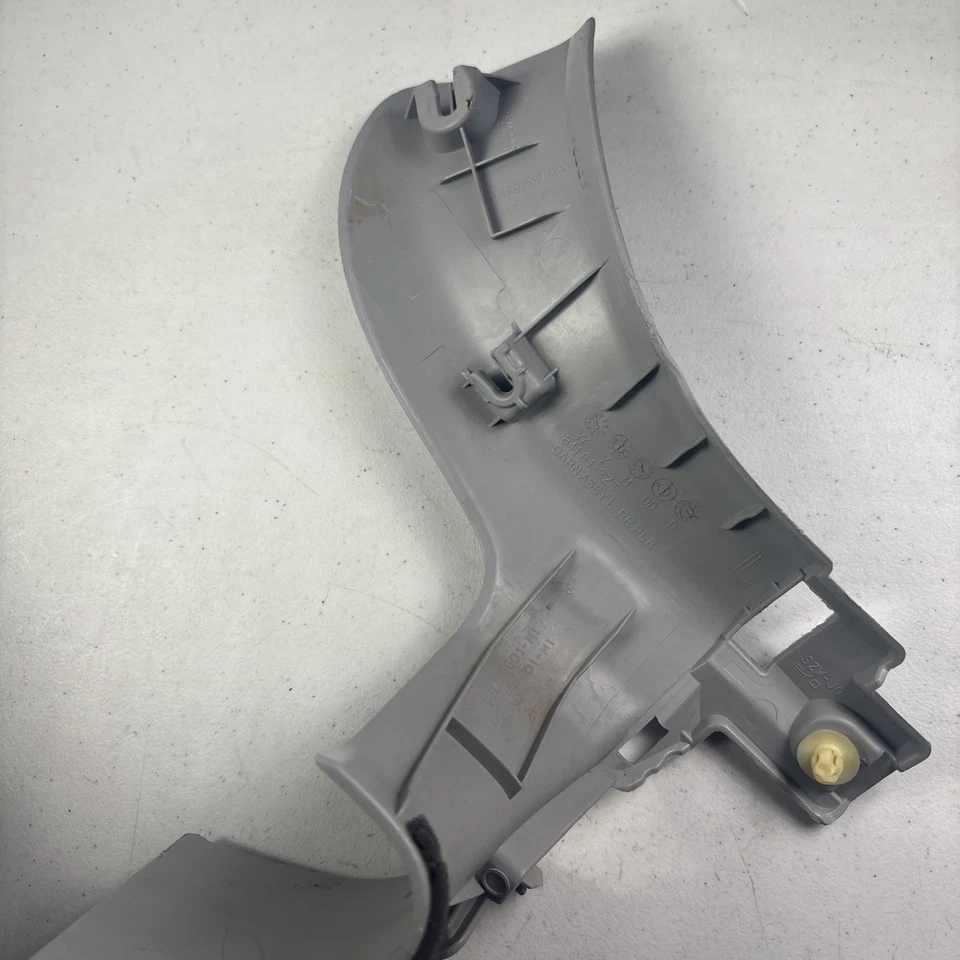 Honda CR-Z 2011-2016 panel pilar moldura parte 84181SZT Foto 3 de 4