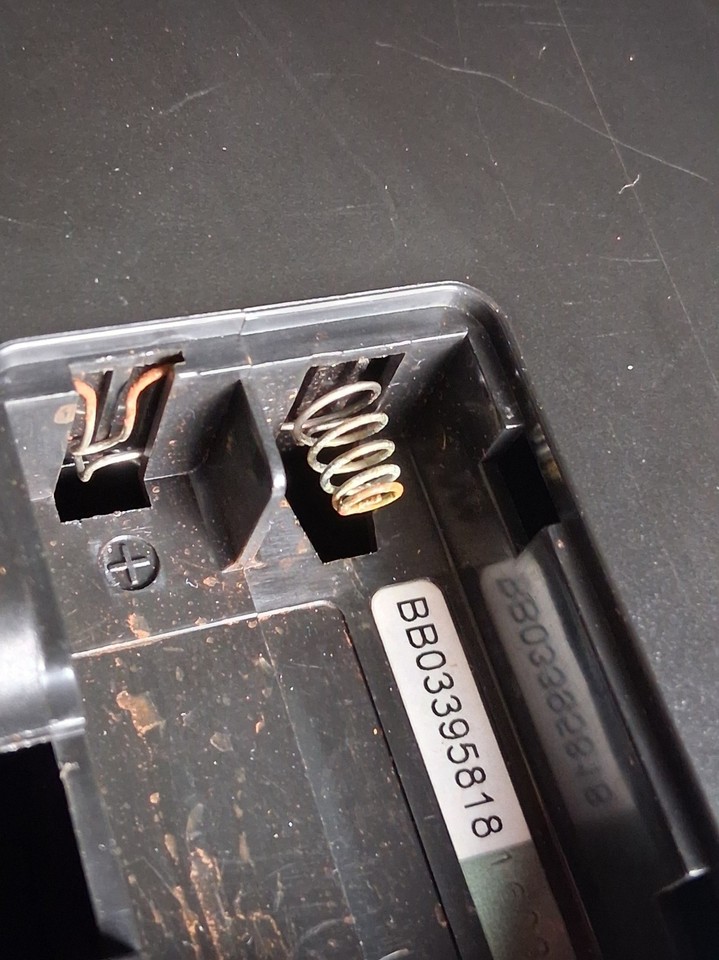 Untested *BODY ONLY* Xbox 360 Gibson Les Paul Wireless Guitar Hero ...