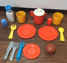 VINTAGE 1980s FISHER PRICE TOYS PLAY DISHES  UTENSILS FOR CHILDS PLAY KITCHEN