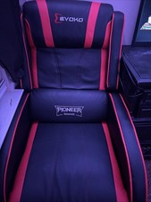 A Gaming Massage Chair Recliner Massage Chair for Adults