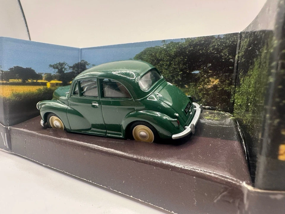 1:43 Scale Corgi 98134 Morris Minor 3-Door Saloon - Green - MIB - Image 2 of 4
