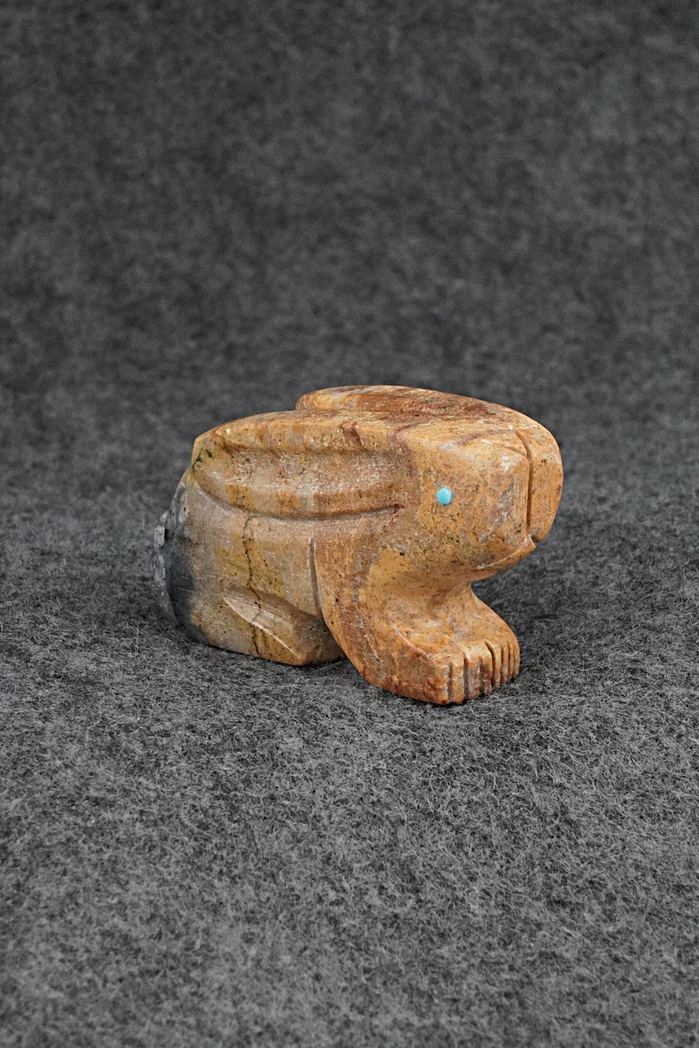 Rabbit Zuni Fetish Carving - Reynold Lunasee