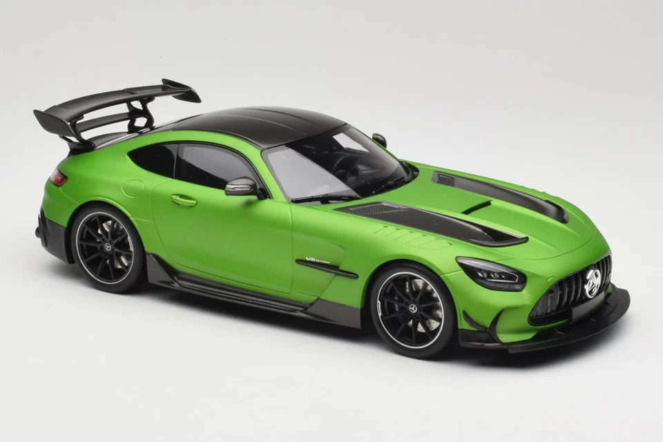 Mercedes AMG GT C190 155032020 Black Series Green Hell Magno Minichamps 1/18 Foto 4 de 4