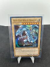 Yu-Gi-Oh Blue Eyes White Dragon ULTRA RARE Holofoil Card