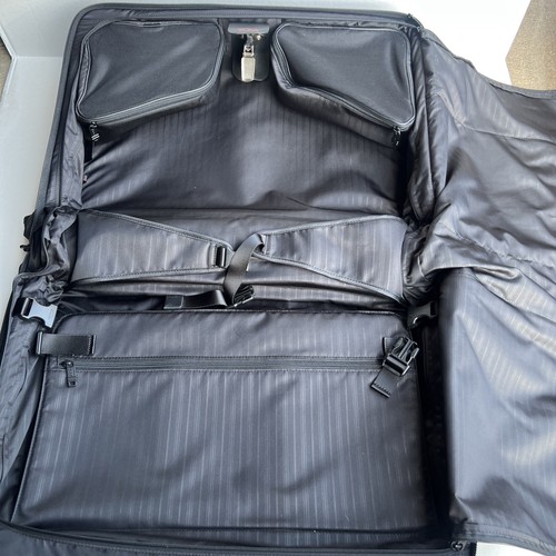 TUMI Black Nylon Alpha Garment 2-Wheeled Carry On Roller Bag Executive Traveler - Picture 14 of 21