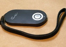 Rocketfish  RF-RSCWLN12 wireless Remote for Nikon SLR Cameras