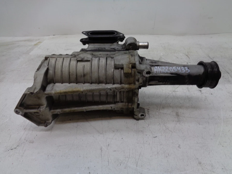 2009 Jaguar XF 4.2L Supercharged Engine Supercharger 4H33-6F066-BB OEM AK2205433 - Image 3 of 4
