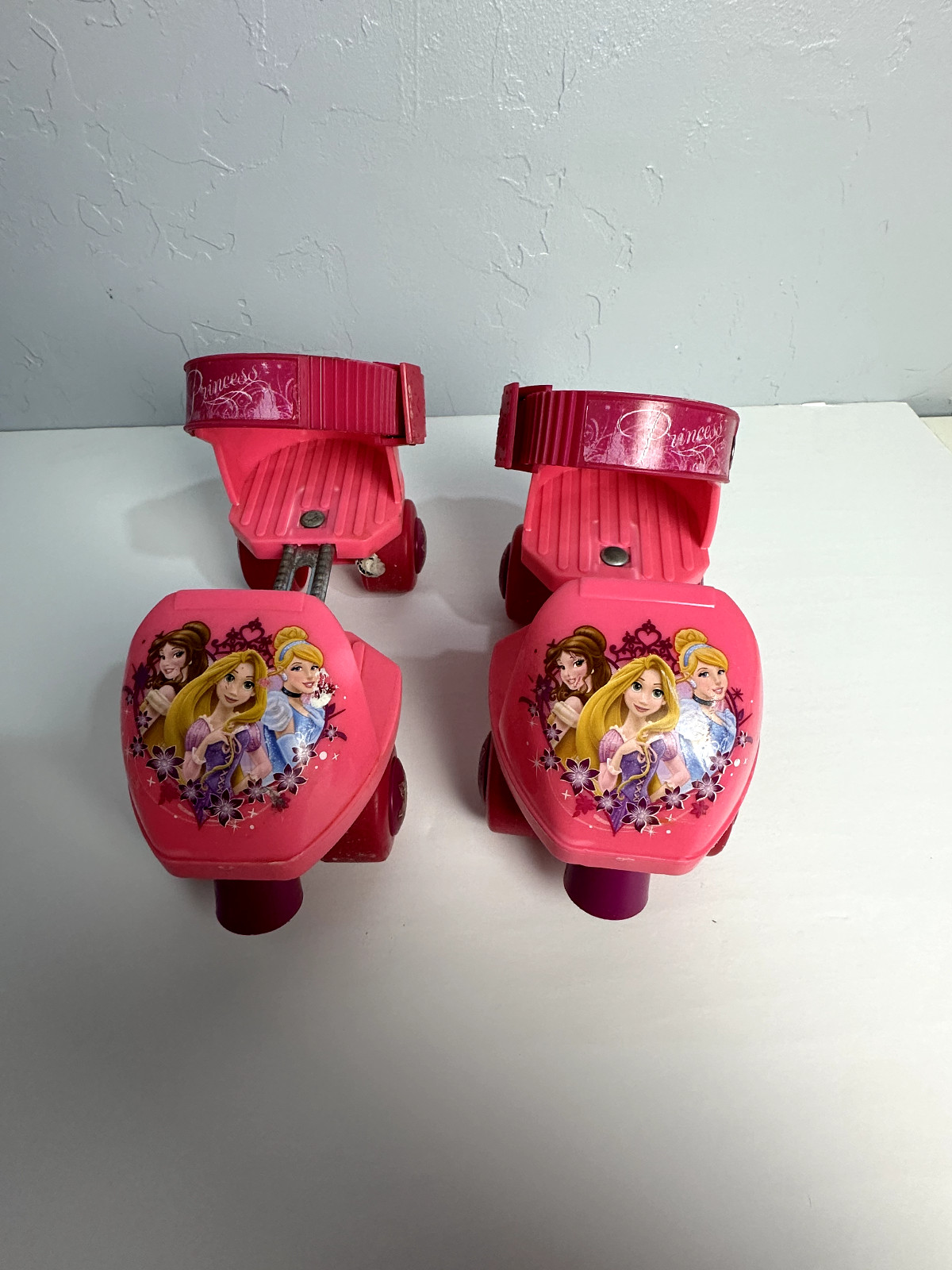 W Straps Extends 6" To 8"