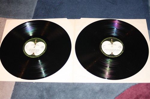 THE BEATLES-"White album" UK Error print 1968 Apple w/ 4 photo PMC 7068, Rare! - Picture 6 of 11