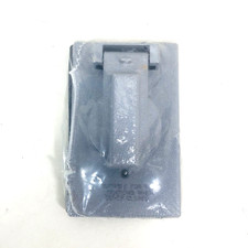 FC-71V SINGLE RECEPTACLE OR SINGLE SWITCH COVER GREY