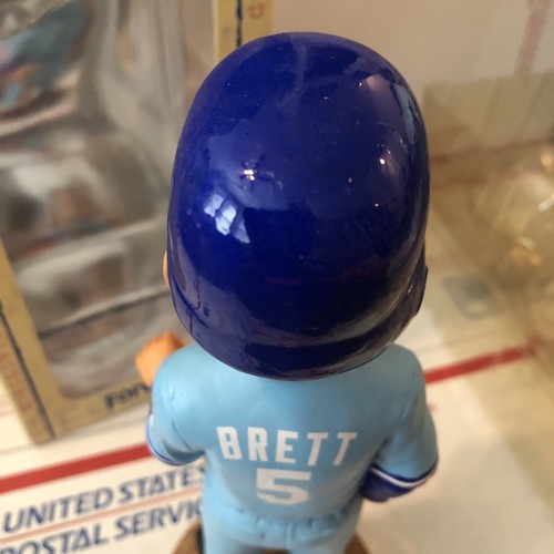 2003 FOREVER COOPERSTOWN COLLECTION GEORGE BRETT POWDER BLUE UNIFORM BOBBLEHEAD - Picture 4 of 9