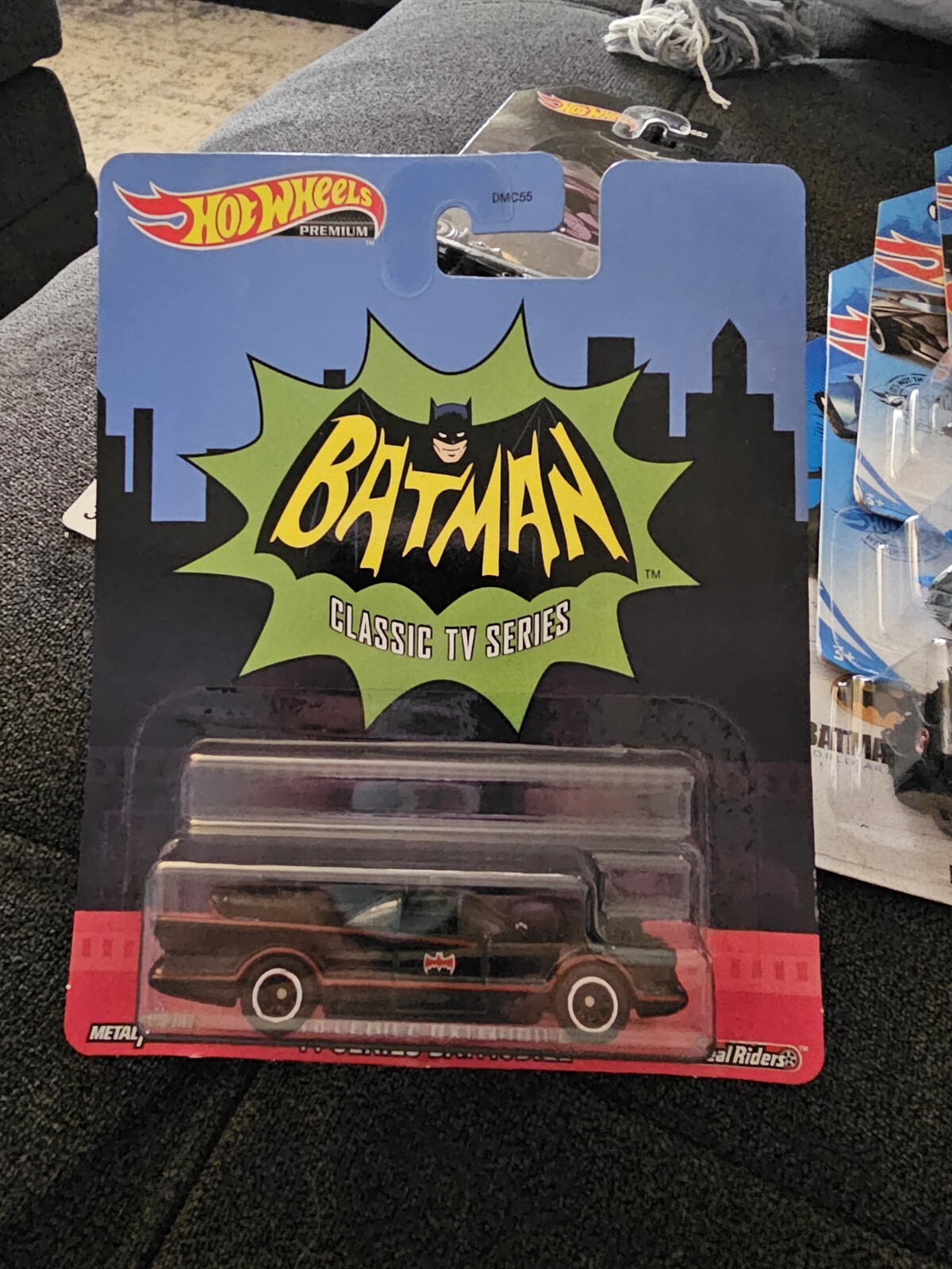 2019 Hot Wheels Premium Batman Classic TV Series Batmobile Real Riders ...