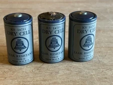Union Carbide Bell System Battery Lot Dry Cell KS 14711 Type D Vintage Dead USA