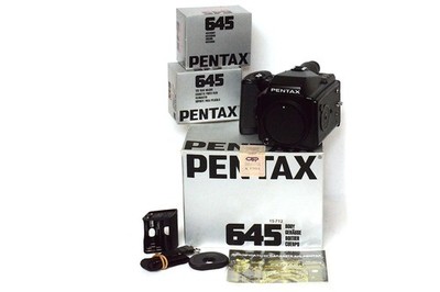 Pentax 645 Analog Kit mit Rücken 120 und 220 und SMC 80-160mm