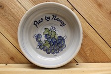 Louisville Stoneware Gorgeous Pies by Nancy pie dish - Harvest Grape excellent