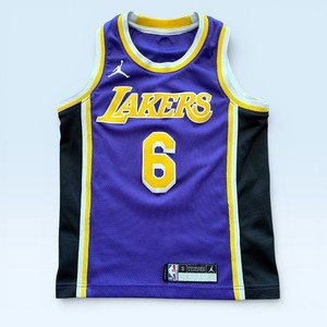 Los Angeles Lakers Jersey Youth Small Purple NBA Basketball LeBron James 6 Nike
