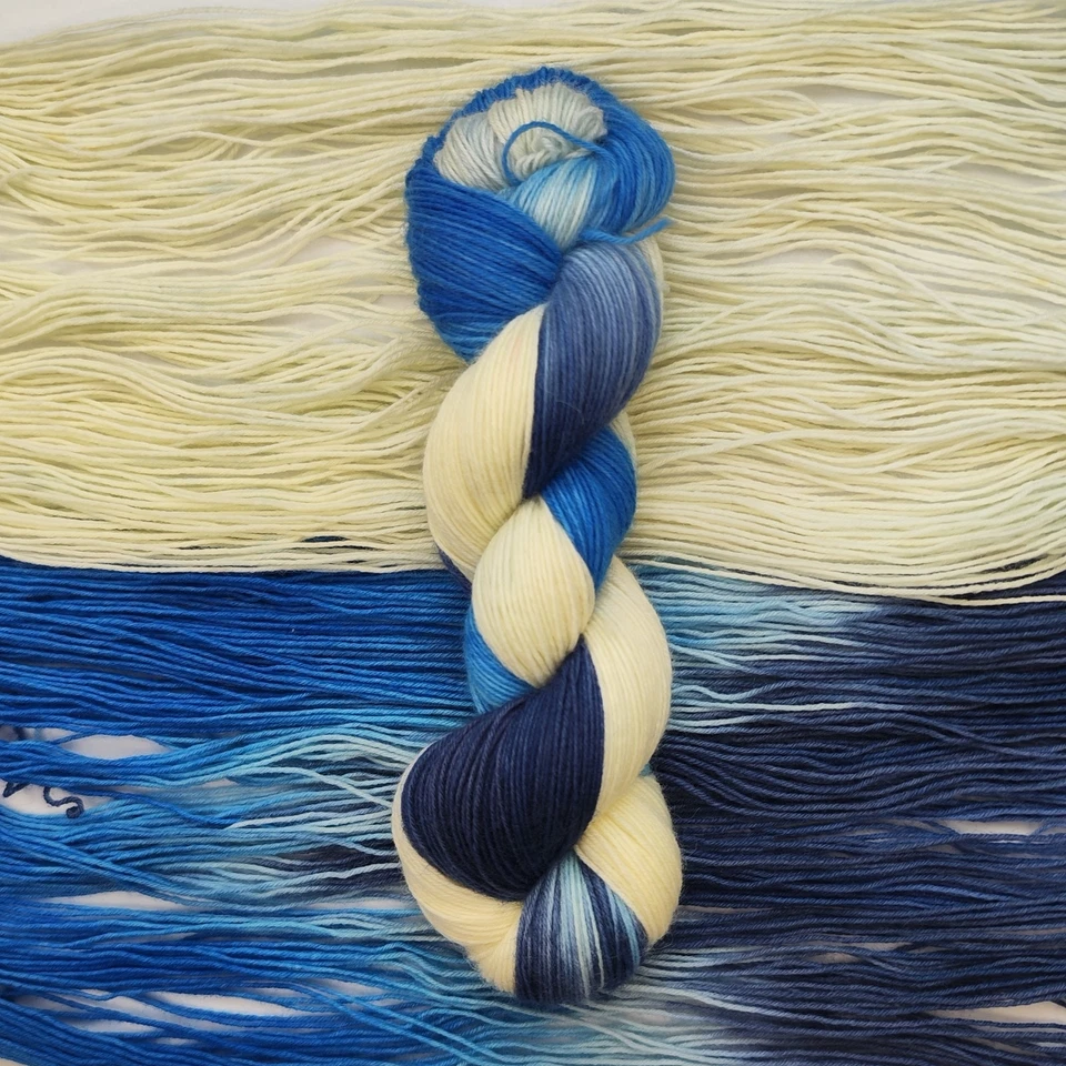 Handgefärbte Wolle 100g Nordsee weich Strickgarn Wolle 75/25 Unikat Strickwolle - Bild 2 von 4