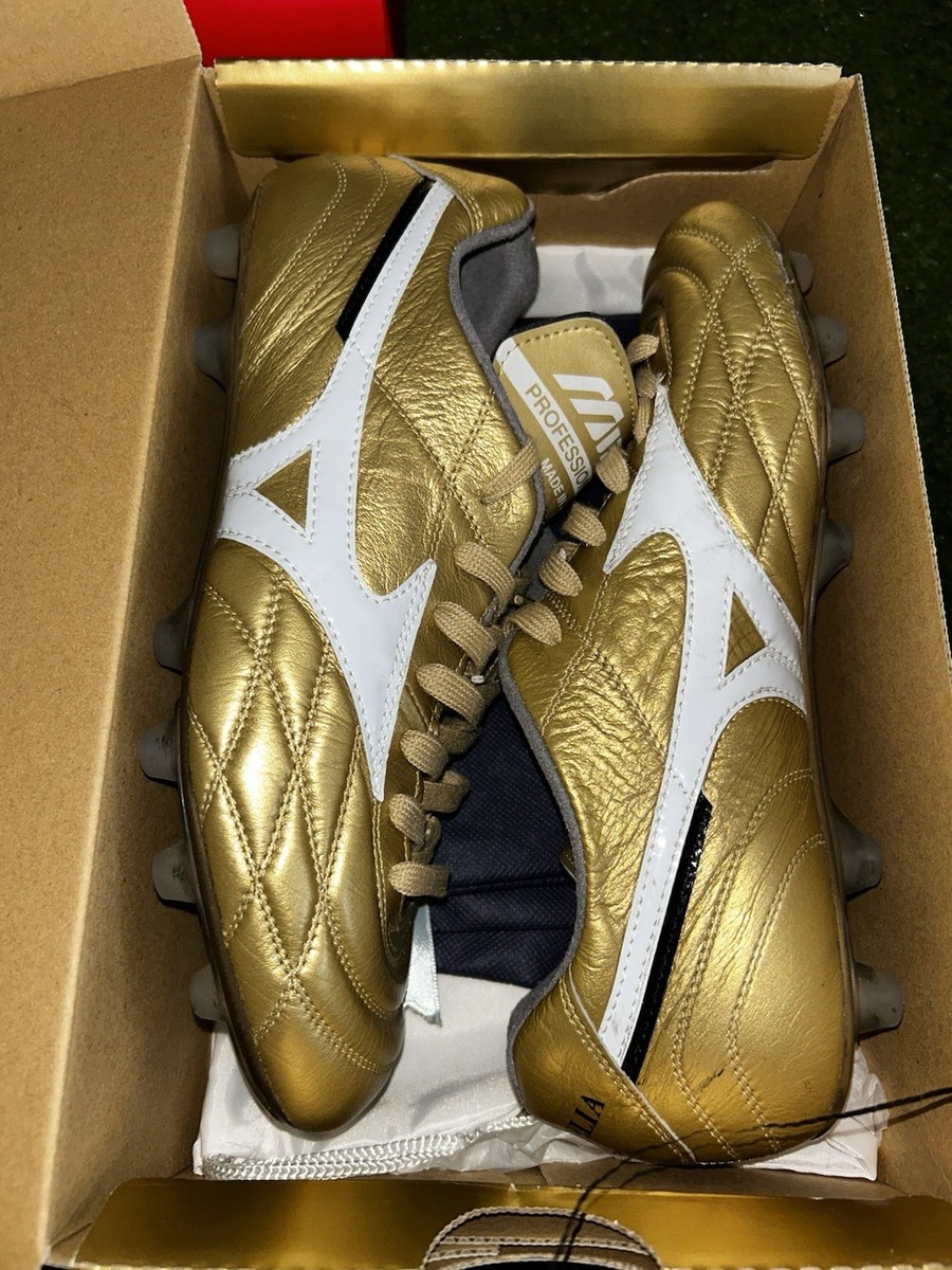 Mizuno Ultra Light Morelia Japan Gold Size 8.5 RARE with Original