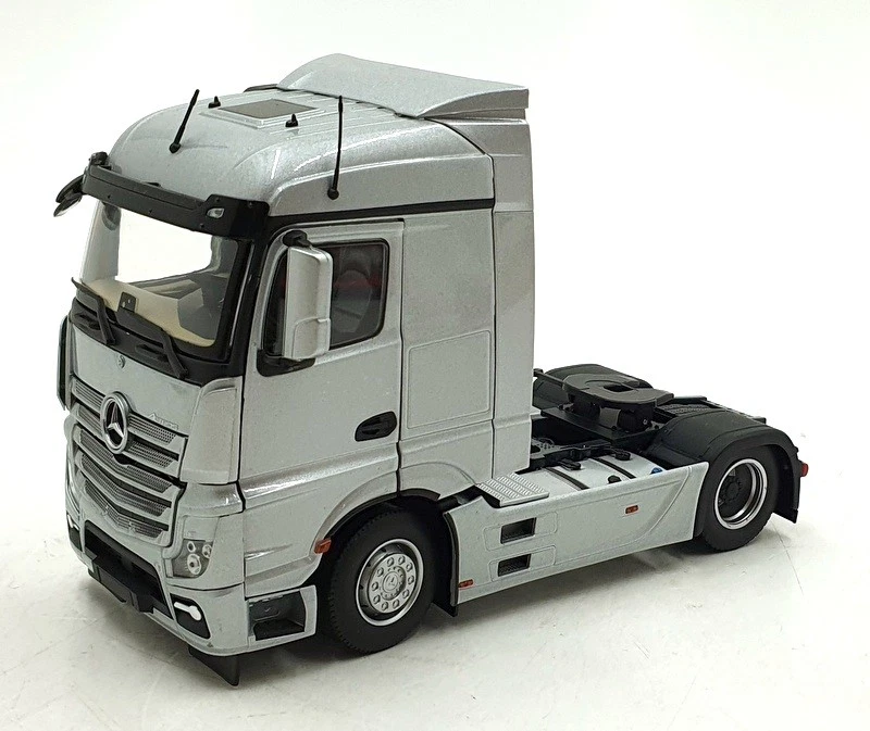 Mercedes-Benz Actros トラック 1/32スケール　非売品 Mercedes-Benz 1:32 Scale Diecast Trucks for sale | eBay