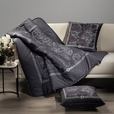 Plaid Geo Night von Alviero Martini aus Satin 130x170 cm AC120
