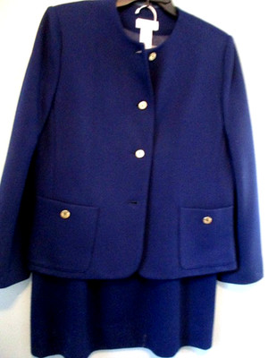 HENRY LEE JACKET & KNEE LENGTH SKIRT IN NAVY, 2 PIECE SET IN SIZE 12  MADE IN US
