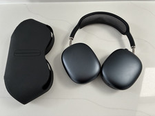 Apple AirPods Max Headphones Midnight USB-C Good Condition