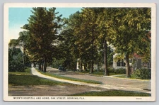 Vintage Linen Postcard Weem's Hospital Oak Street Sebring FL