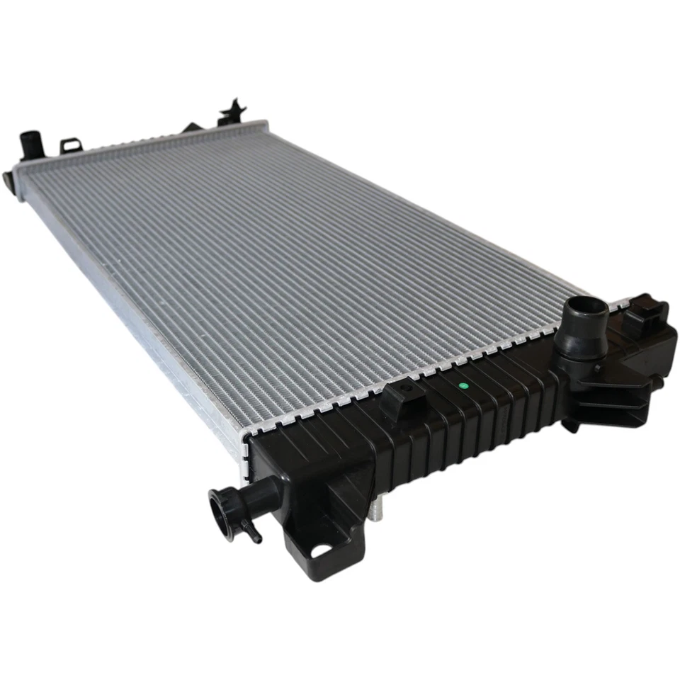 Aluminum Radiator For 2009-2014 Ford Expedition 5.4L 2009-2010 Ford F-150 4.6L Foto 3 de 4