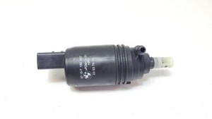BMW 1 E81 E87 2009 Pumpe Scheibenwaschanlage 23537610 UST85578