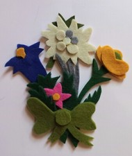 Decorazione/Patch con fiori di montagna in feltro/pannolenci