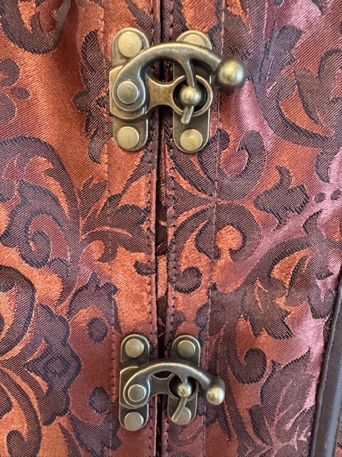 Picture 3 of 8