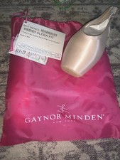 NWT Gaynor Minden Pointe Shoes - Size 7.5 Medium European Made