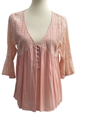 ee: Some Womens V-Neck Mixed Media Lace Blouse With Bell Sleeves Size Medium NWT