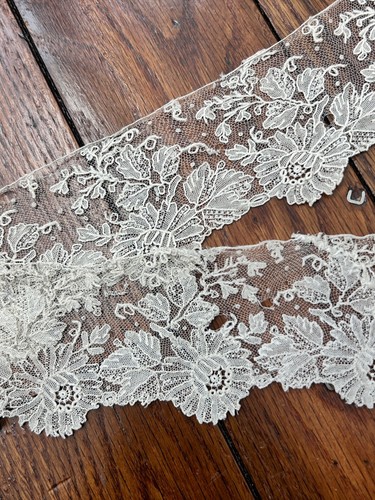 Point de gaze handmade antique lace yardage, just under one yard - Picture 2 of 9