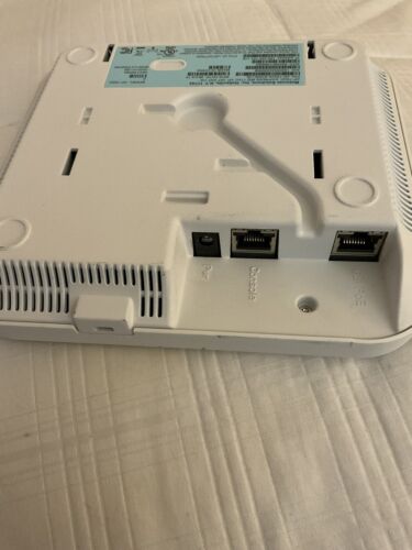 MOTOROLA Wireless Access Point by Model AP-75321 - Picture 2 of 4