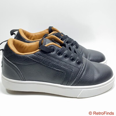 Heelys GR8 Pro Size Youth Black Leather - Main Image