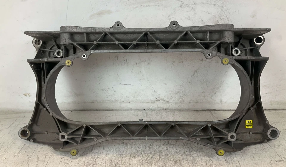 Submarco delantero Lexus IS250 2006-2011 cuna travesaño OEM 5110024011 Foto 4 de 4