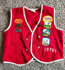 Collectable AWANA Sparks Uniform Vest Red/White XL w/ Patches