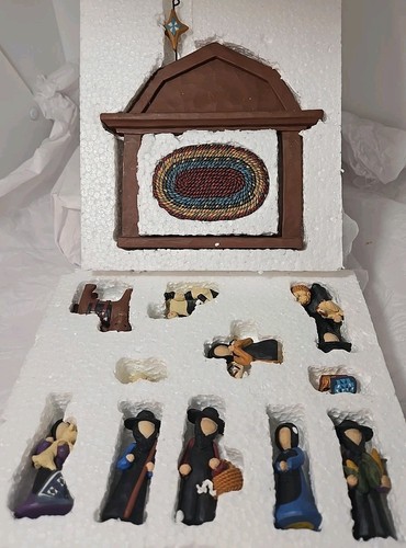 Vtg Blossom Bucket Christmas Amish Nativity Scene 2009 Miniatures - Picture 1 of 10