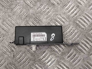 PORSCHE CAYENNE 92A Antennenverstärker  7P5035225M 3.00 Diesel 176kw 24767885