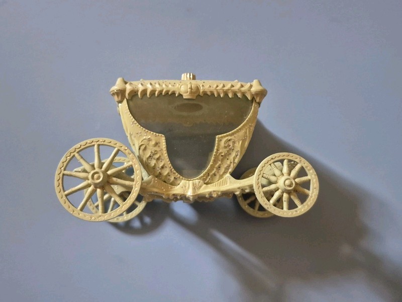 Vtg MCM Carriage Wedding Cake Topper Perfume Holder Novelty Princess Retro