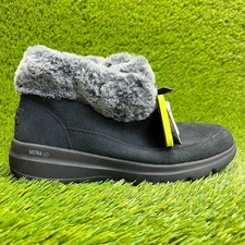 Skechers On The Go Glacial Ultra Womens Size 7.5 Black Casual Ankle Winter Boots