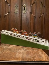 Pferderennen Erzgebirge Spiel Pinball mit Feder 1930 Jockey Pappmach&eacute;? Masse