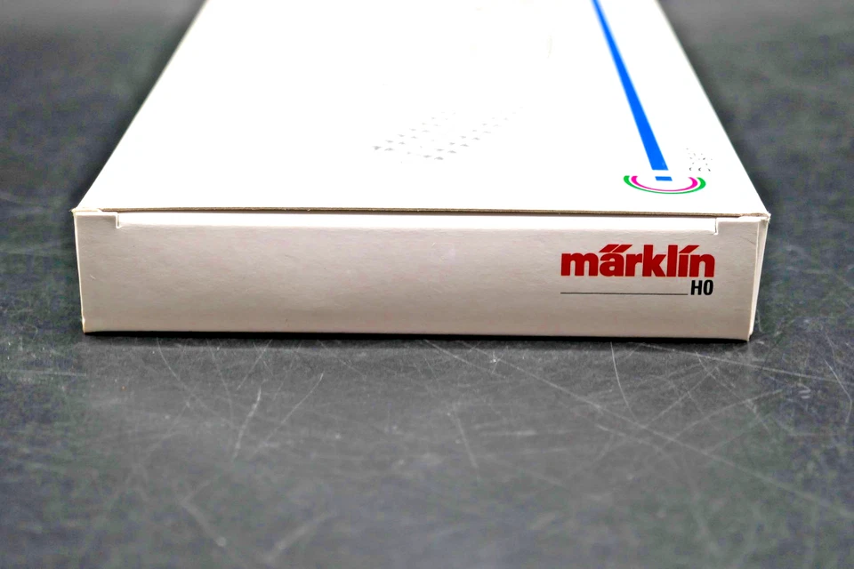 HO Marklin C Track 24672 Right Curved Turnout (360 mm) - New in Box - Image 4 of 4