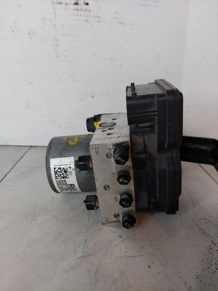 2013-2015 Hyundai Sonata 2.4L ABS Anti Lock Brake Pump Hybrid Assembly OEM Foto 3 de 4