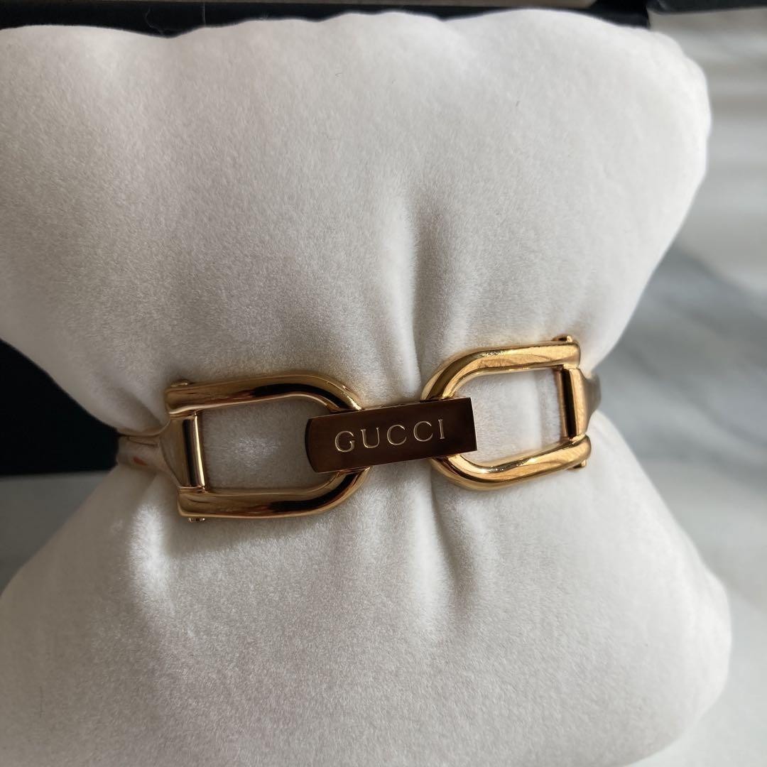 Operating Product Gucci Watch Gg White Shell 1P Diamond Gold Operating Product Gucci Watch Gg White Shell 1P Diamond Gold